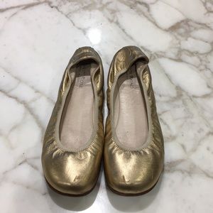 Taryn Rose made in Italy flats
